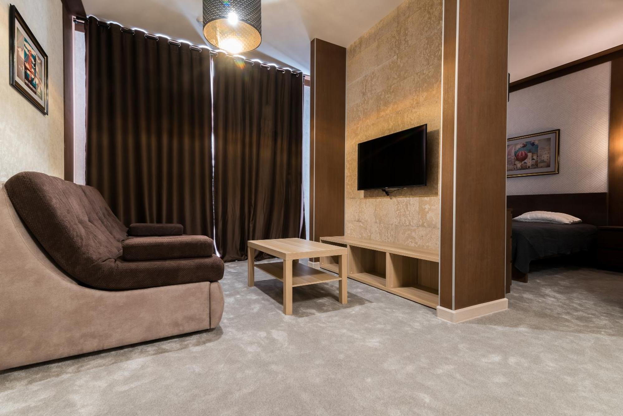 Karagandy Lacasa Hotel מראה חיצוני תמונה
