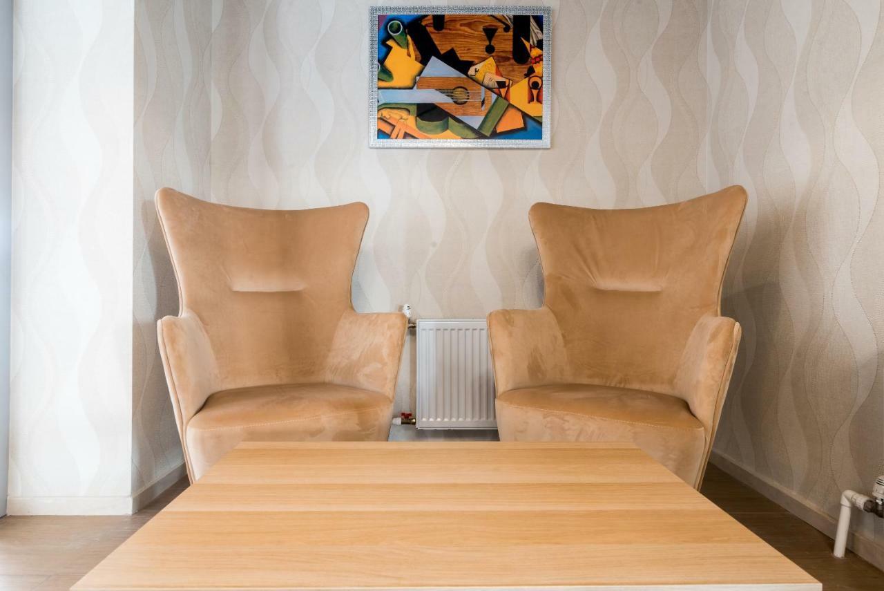 Karagandy Lacasa Hotel מראה חיצוני תמונה